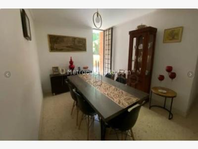 Apartamento de 3 alcobas en venta en El Diamante No. 2, Medellín, 127 m² · foto 2 de 10