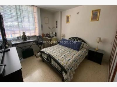 Apartamento de 3 alcobas en venta en El Diamante No. 2, Medellín, 127 m² · foto 6 de 10