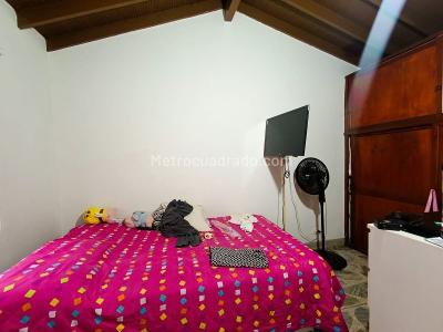 Casa de 5 alcobas en venta en Belen La Palma, Medellín, 170 m² · foto 12 de 20
