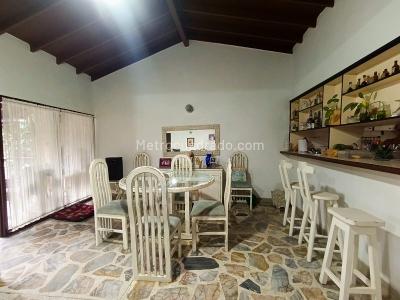 Casa de 5 alcobas en venta en Belen La Palma, Medellín, 170 m² · foto 2 de 20