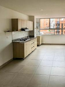 Apartamento de 4 alcobas en venta en Belen Rosales, Medellín, 128 m² · foto 4 de 9