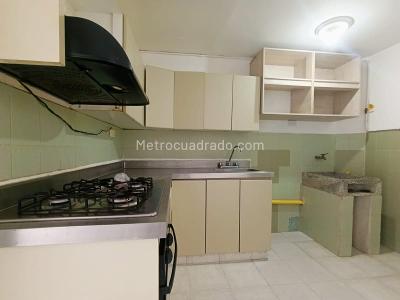 Apartaestudio en venta en Belen Malibu, Medellín, 56 m² · foto 2 de 12