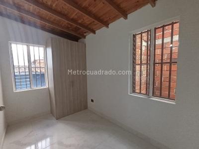 Casa de 3 alcobas en venta en Belen Rincon, Medellín, 85 m² · foto 13 de 14