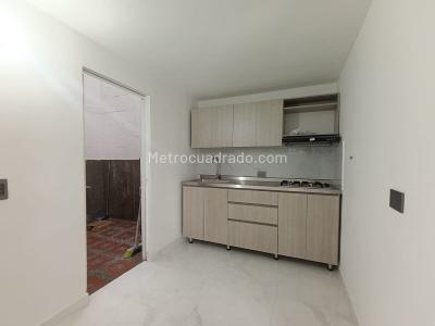 Casa de 3 alcobas en venta en Belen Rincon, Medellín, 85 m² · foto 3 de 14