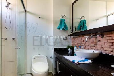 Apartamento en venta en Loma De Los Bernal, Medellín · foto 15 de 18