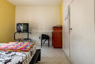 Apartamento de 4 alcobas en venta en San Benito, Medellín, 135 m² · foto 8 de 9