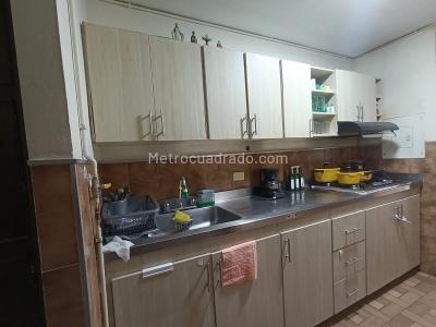 Apartamento en venta en Calasanz, Medellín · foto 2 de 18