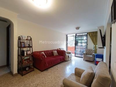 Apartamento en venta en Calasanz, Medellín · foto 4 de 18