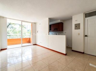 Apartamento en venta en Rodeo Alto, Medellín · foto 4 de 10