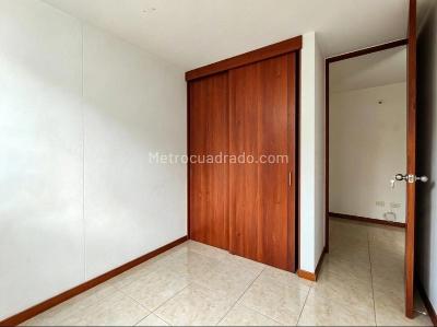Apartamento en venta en Rodeo Alto, Medellín · foto 6 de 10