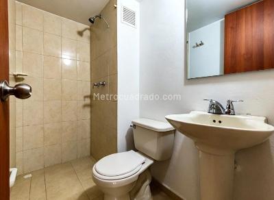 Apartamento en venta en Rodeo Alto, Medellín · foto 9 de 10