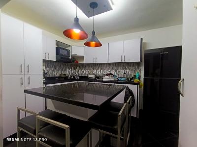Apartamento de 3 alcobas en venta en Robledo, Medellín, 56 m² · foto 2 de 10