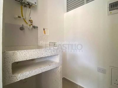 Apartamento de 3 alcobas en venta en San Jose, Sabaneta, 70 m² · foto 10 de 11