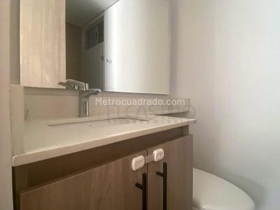 Apartamento de 3 alcobas en venta en San Jose, Sabaneta, 70 m² · foto 9 de 11