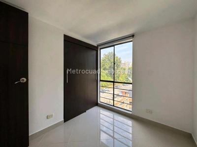 Apartamento de 3 alcobas en venta en Rodeo Alto, Medellín, 53 m² · foto 5 de 8