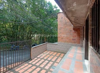 Apartamento de 2 alcobas en venta en Belen Altavista, Medellín, 98 m² · foto 2 de 12