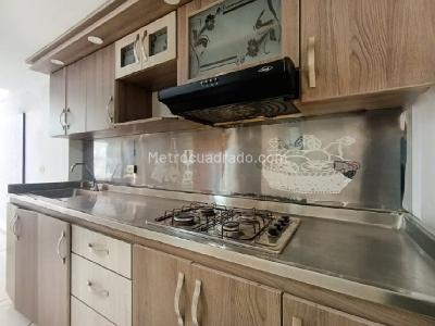 Apartamento de 2 alcobas en venta en Belen Altavista, Medellín, 98 m² · foto 5 de 12