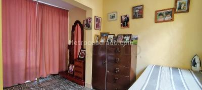 Casa de 5 alcobas en venta en Manrique Central, Medellín, 309 m² · foto 11 de 17