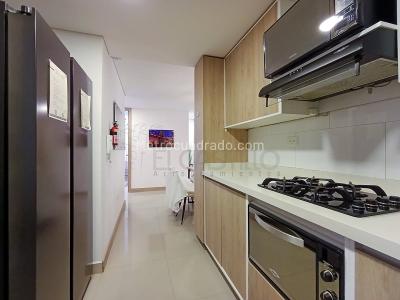Apartamento en venta en Belen Malibu, Medellín · foto 8 de 19