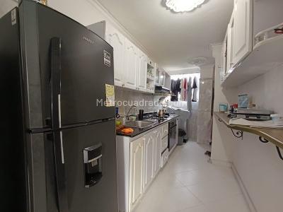 Apartamento en venta en Belen Rosales, Medellín · foto 3 de 10