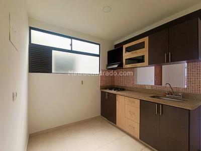 Apartamento de 3 alcobas en venta en Belen San Bernardo, Medellín, 60 m² · foto 4 de 12