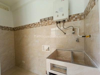 Apartamento de 3 alcobas en venta en Belen San Bernardo, Medellín, 60 m² · foto 6 de 12