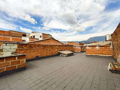 Casa de 3 alcobas en venta en Belen San Bernardo, Medellín, 95 m² · foto 12 de 13