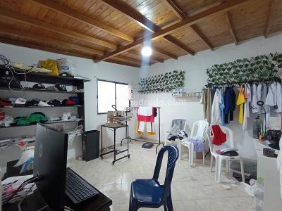 Casa de 5 alcobas en venta en Belen San Bernardo, Medellín, 362 m² · foto 18 de 18