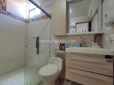 Apartamento de 3 alcobas en venta en Belen Granada, Medellín, 124 m² · foto 14 de 16