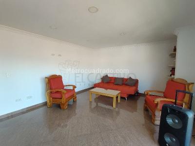 Apartamento de 3 alcobas en venta en Belen Granada, Medellín, 124 m² · foto 4 de 16
