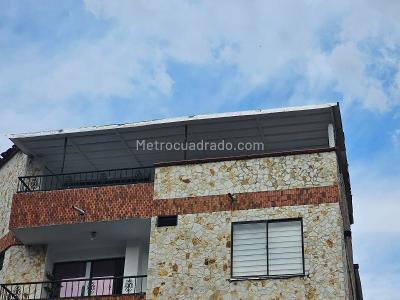 Apartamento de 3 alcobas en venta en Belen Granada, Medellín, 120 m² · foto 2 de 10