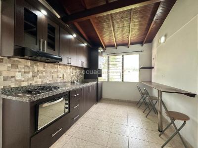 Casa de 3 alcobas en venta en Belen Miravalle, Medellín, 156 m² · foto 4 de 13