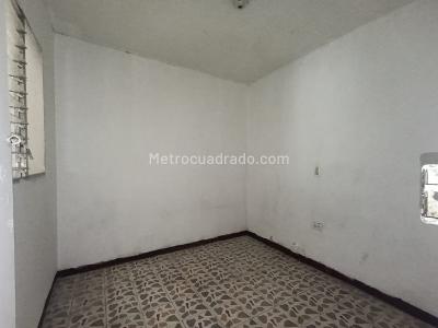 Apartamento de 3 alcobas en venta en Robledo Kenedy, Medellín, 68 m² · foto 2 de 8