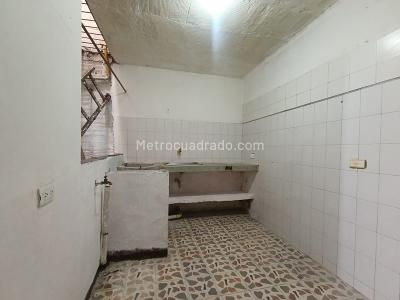 Apartamento de 3 alcobas en venta en Robledo Kenedy, Medellín, 68 m² · foto 7 de 8