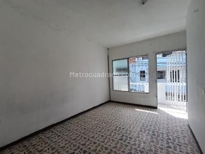 Apartamento de 3 alcobas en venta en Robledo Kenedy, Medellín, 68 m² · foto 8 de 8