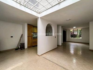 Casa de 3 alcobas en venta en La Mota, Medellín, 85 m² · foto 3 de 10