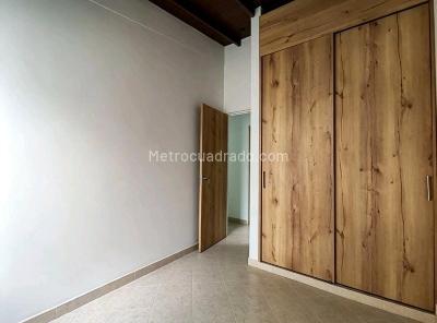 Casa de 3 alcobas en venta en La Mota, Medellín, 85 m² · foto 6 de 10