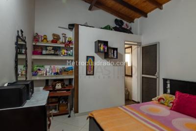 Apartamento de 2 alcobas en venta en Belen Porvenir, Medellín, 80 m² · foto 4 de 7