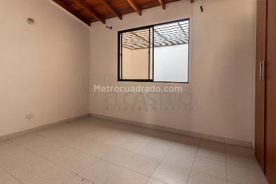 Casa de 5 alcobas en venta en Belen La Nubia, Medellín, 130 m² · foto 4 de 13
