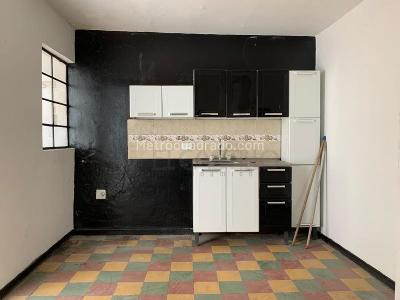 Casa de 5 alcobas en venta en Belen Los Alpes, Medellín, 344 m² · foto 5 de 20