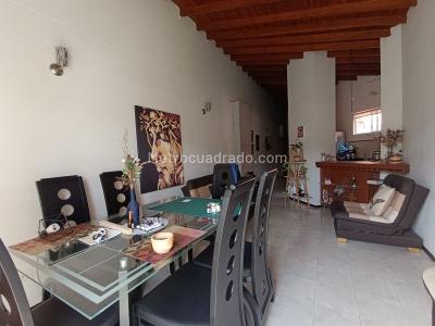 Apartamento de 3 alcobas en venta en Belen Las Mercedes, Medellín, 75 m² · foto 2 de 14