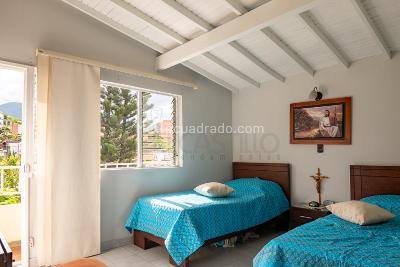 Apartamento en venta en La Almeria, Medellín · foto 10 de 20
