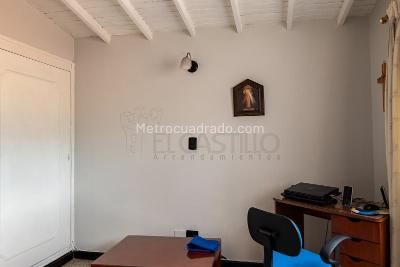Apartamento en venta en La Almeria, Medellín · foto 11 de 20