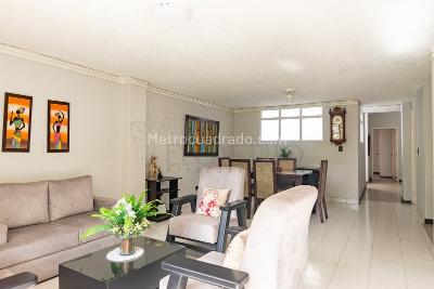 Apartamento en venta en La Almeria, Medellín · foto 4 de 20