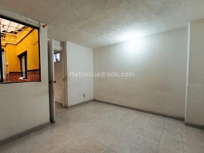 Apartamento de 2 alcobas en venta en La Floresta, Medellín, 50 m² · foto 7 de 9