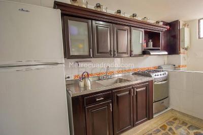 Apartamento de 3 alcobas en venta en Belen Rosales, Medellín, 137 m² · foto 4 de 12