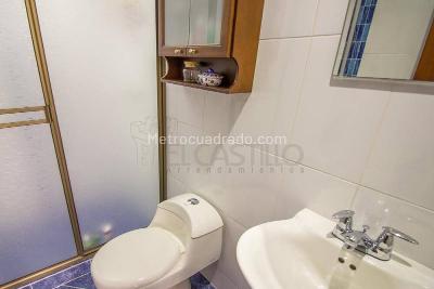 Apartamento de 3 alcobas en venta en Belen Rosales, Medellín, 137 m² · foto 9 de 12