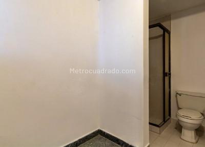 Casa de 4 alcobas en venta en La Mota, Medellín, 180 m² · foto 8 de 11
