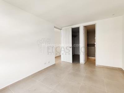 Apartamento de 2 alcobas en arriendo en Castropol, Medellín, 105 m² · foto 11 de 15