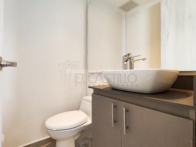 Apartamento de 2 alcobas en arriendo en Castropol, Medellín, 105 m² · foto 13 de 15